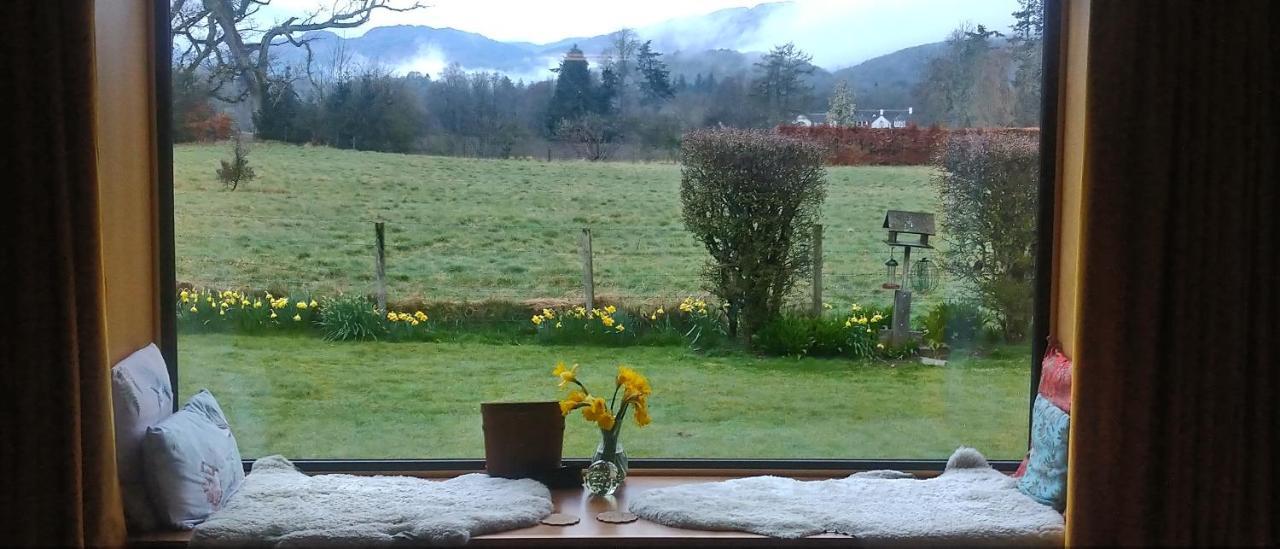 Aquila Retreats Acomodação com café da manhã Comrie Exterior foto
